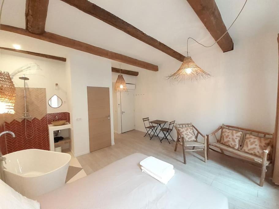Lafrenchcasa Canebiere Marseilles Buitenkant foto