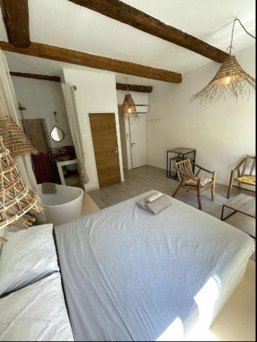 Lafrenchcasa Canebiere Marseilles Buitenkant foto